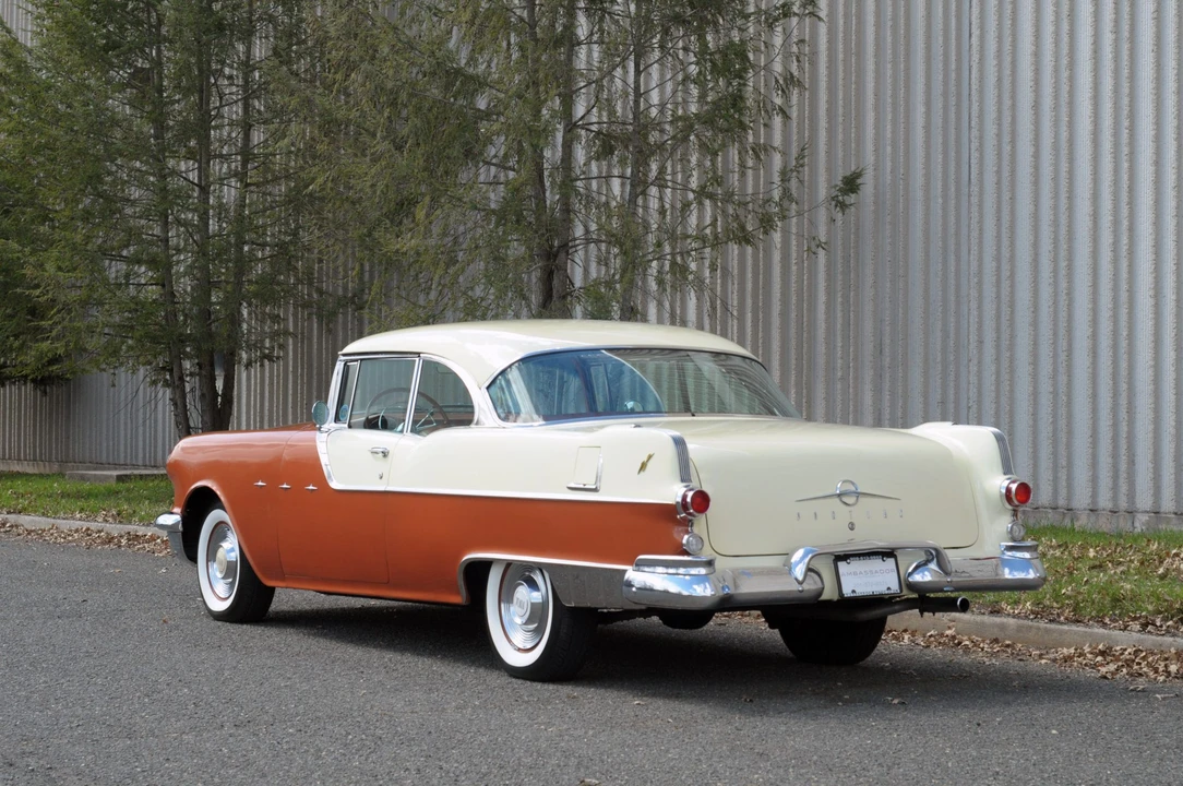 1955 Pontiac Star Chief - Image 6 of 31