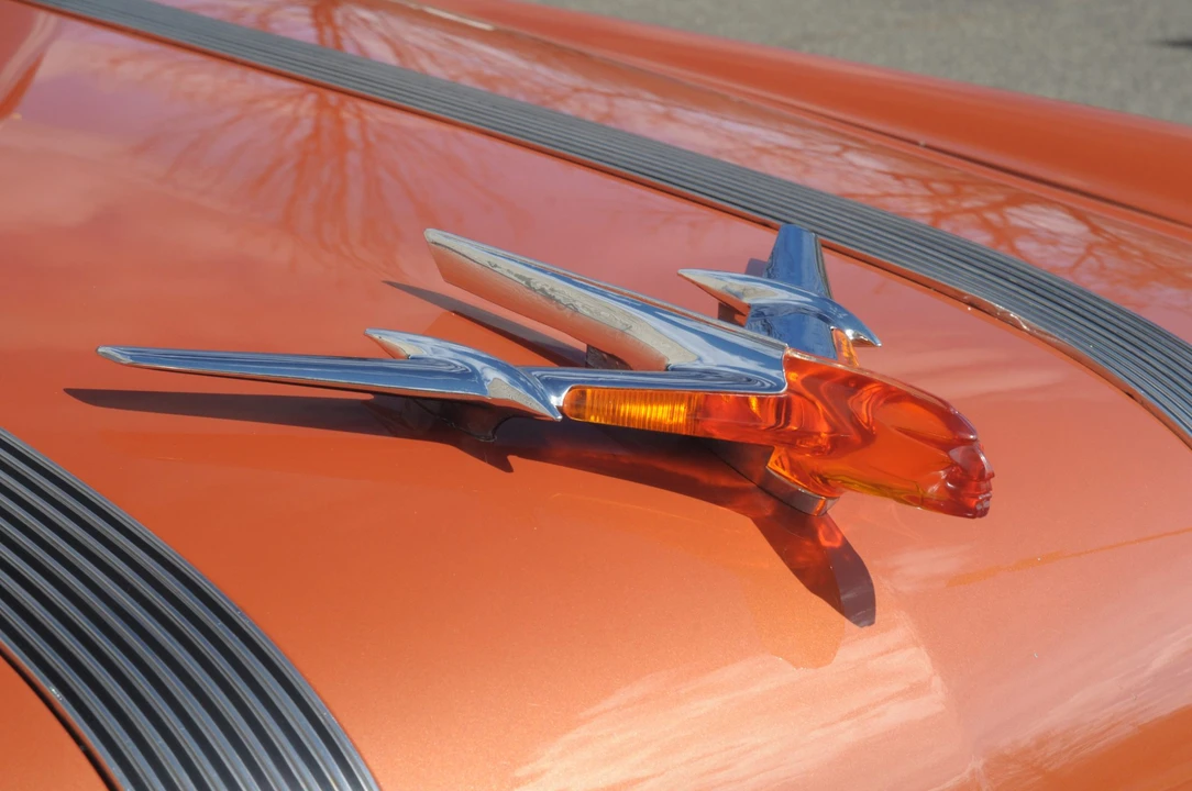 1955 Pontiac Star Chief - Image 28 of 31