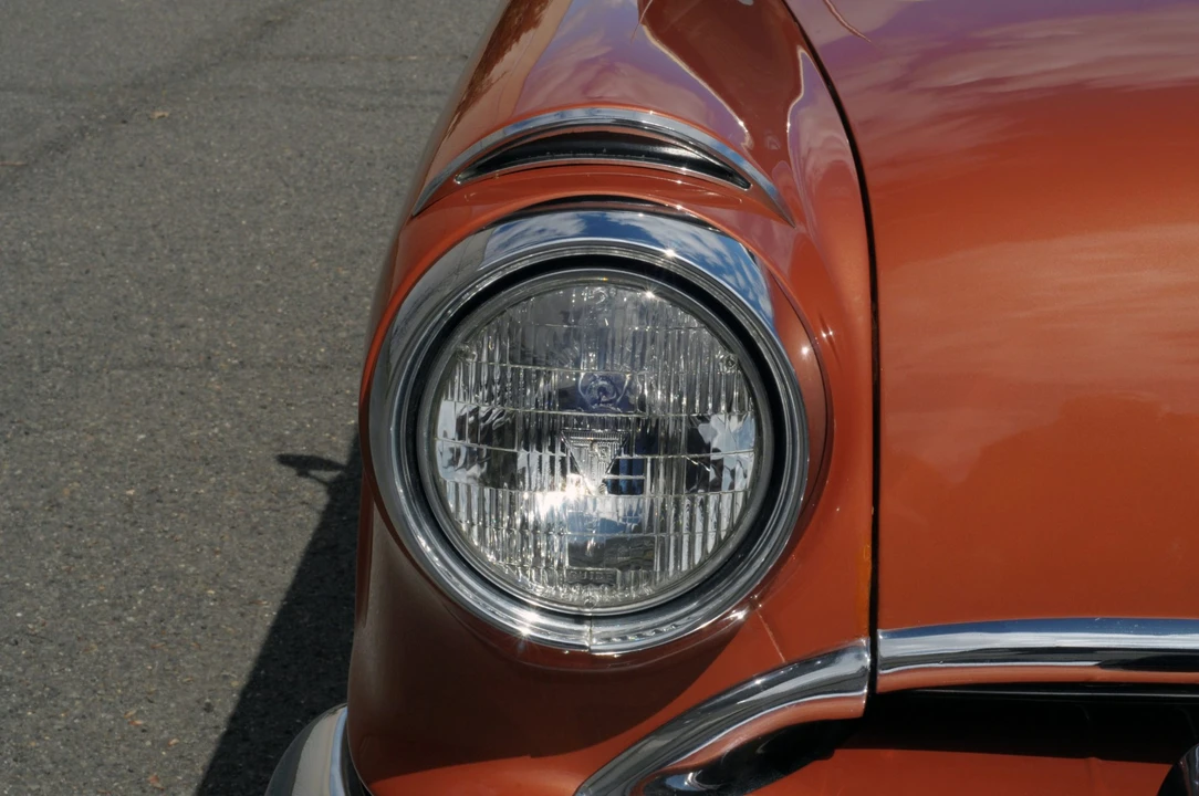 1955 Pontiac Star Chief - Image 24 of 31