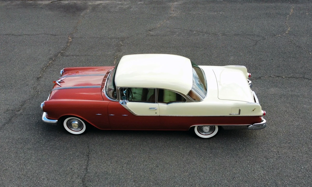 1955 Pontiac Star Chief - Image 15 of 31