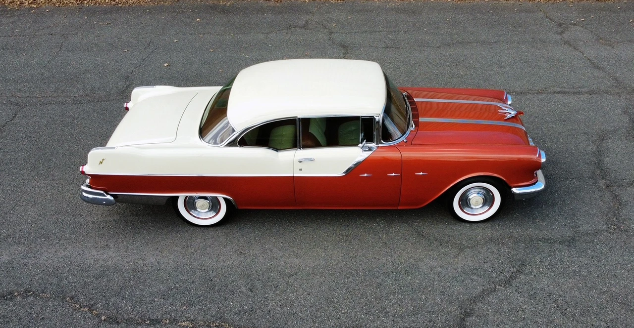 1955 Pontiac Star Chief - Image 18 of 31