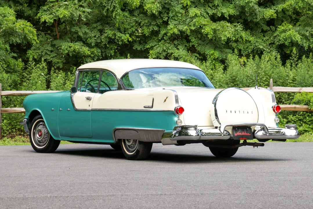 1955 Pontiac Star Chief - Image 6 of 31