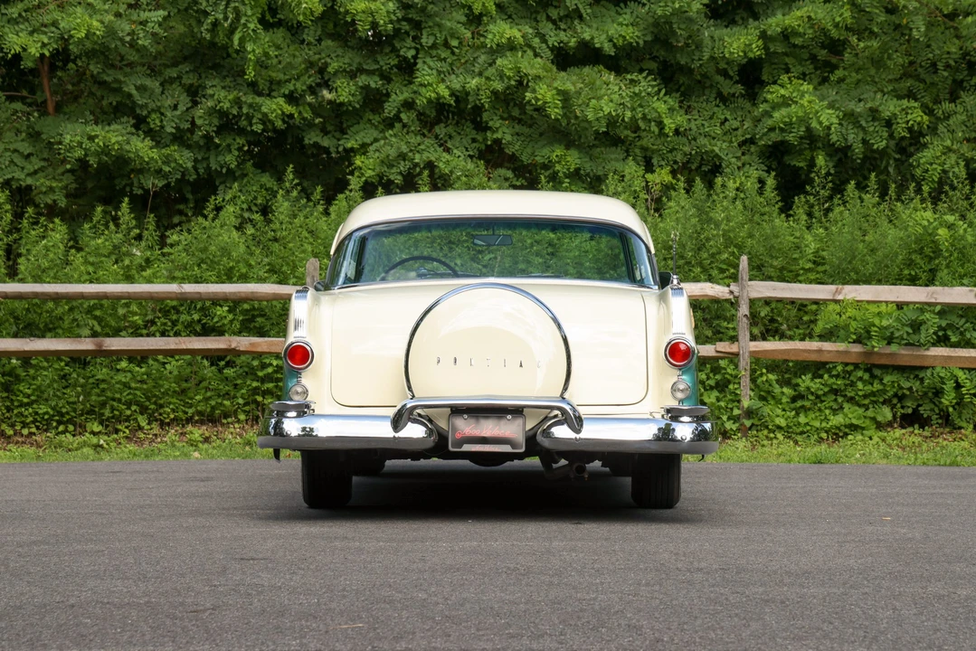 1955 Pontiac Star Chief - Image 7 of 31