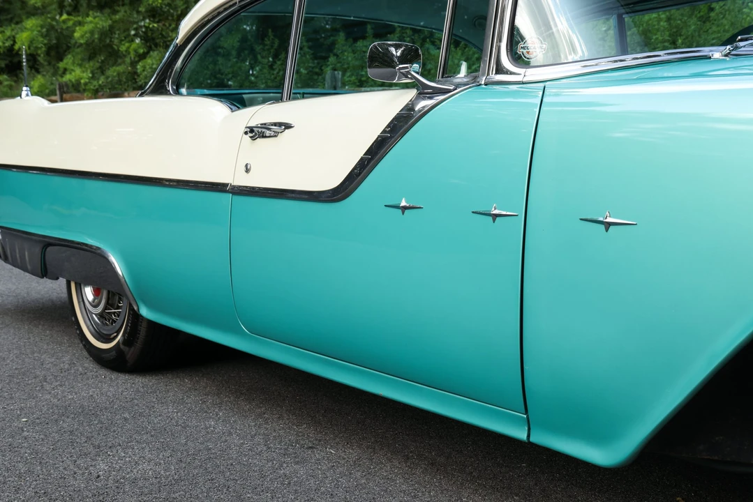 1955 Pontiac Star Chief - Image 23 of 31