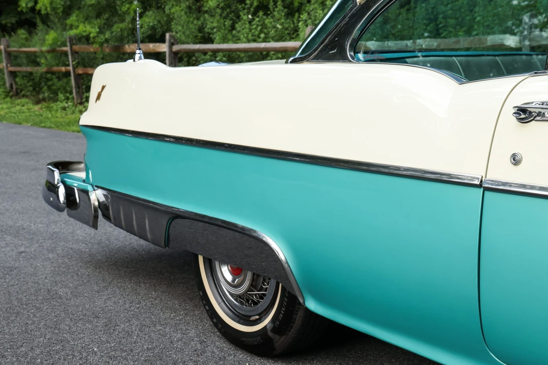 1955 Pontiac Star Chief - Image 25 of 31