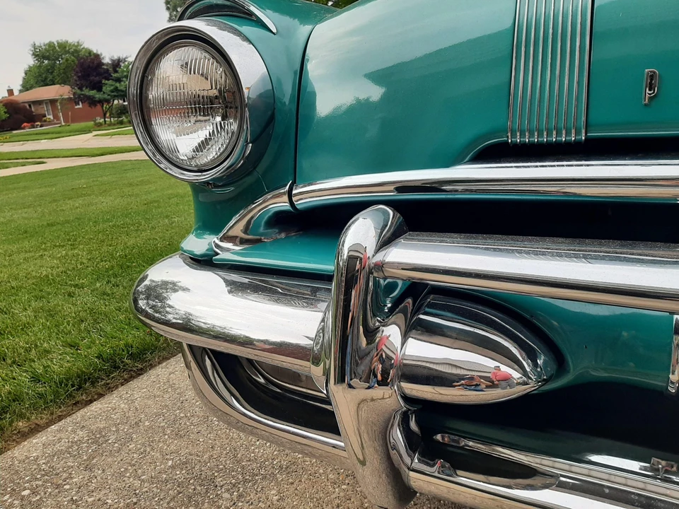 1955 Pontiac Star Chief - Image 11 of 31