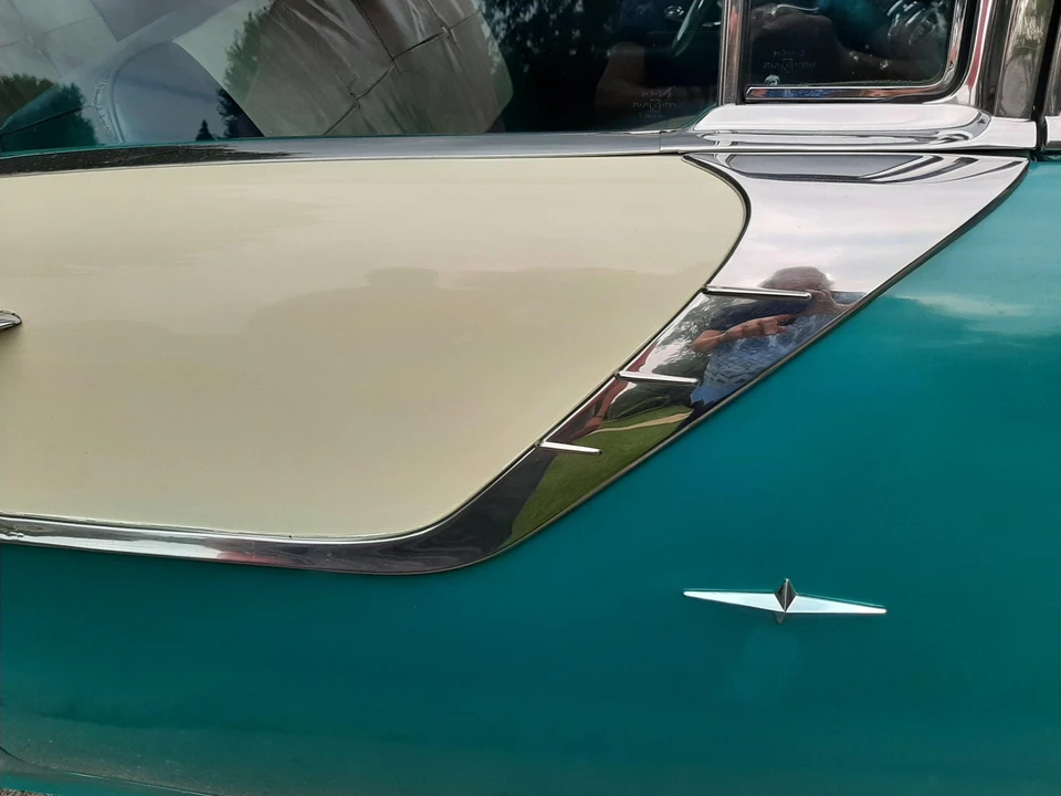 1955 Pontiac Star Chief - Image 15 of 31