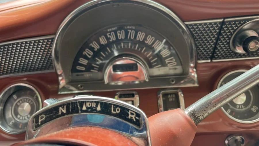 1955 Pontiac Star Chief - Image 6 of 13