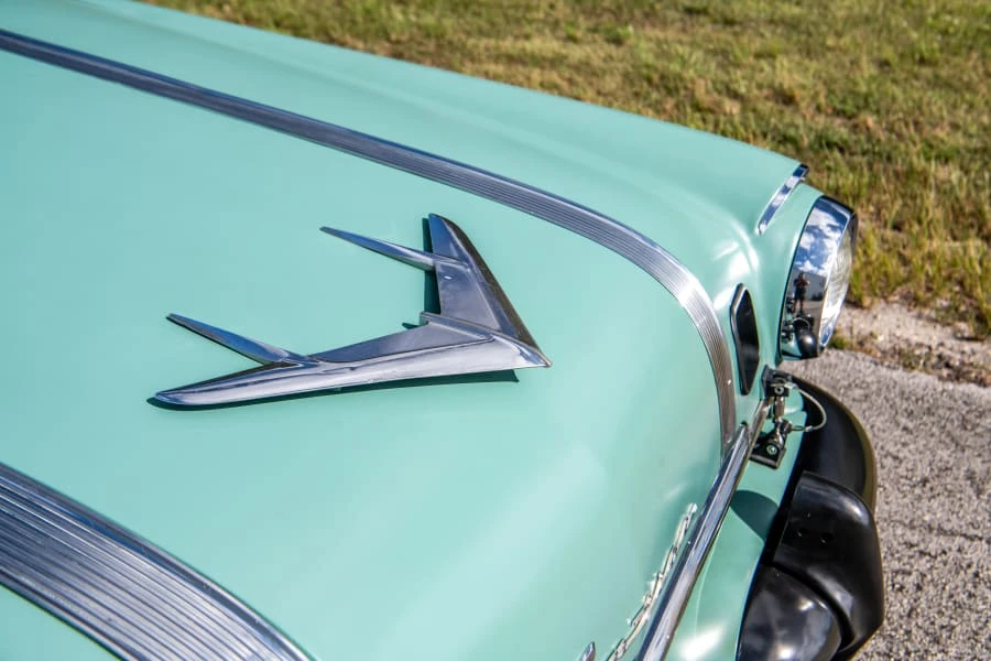 1955 Pontiac Star Chief - Image 24 of 31