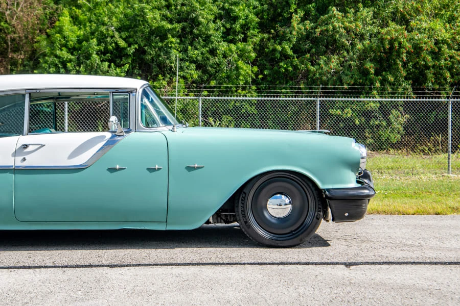 1955 Pontiac Star Chief - Image 16 of 31