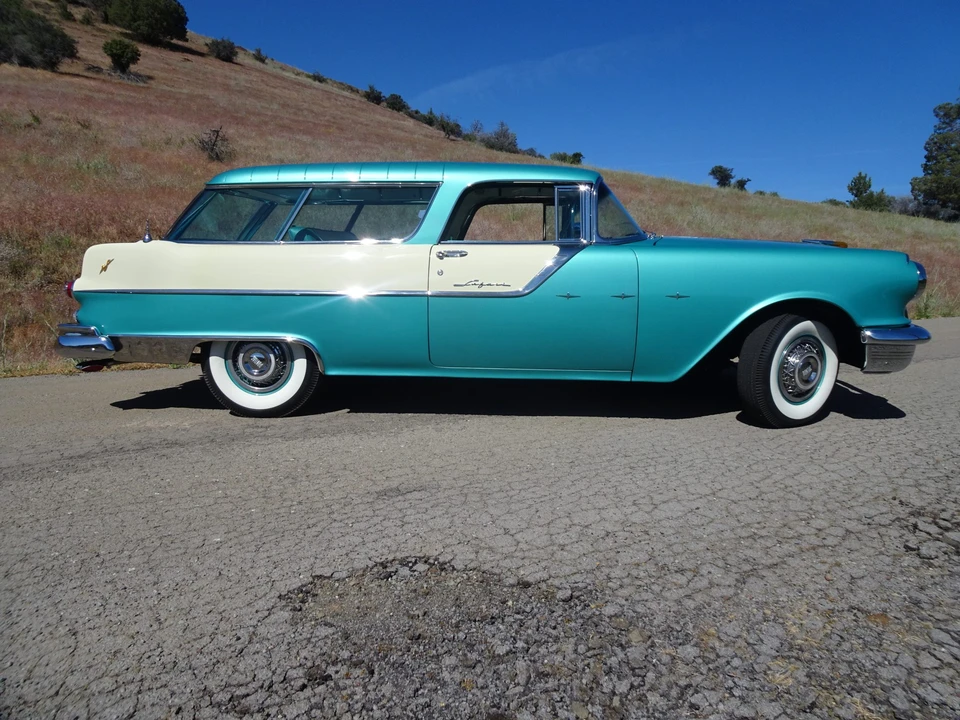 1955 Pontiac Star Chief - Image 8 of 31