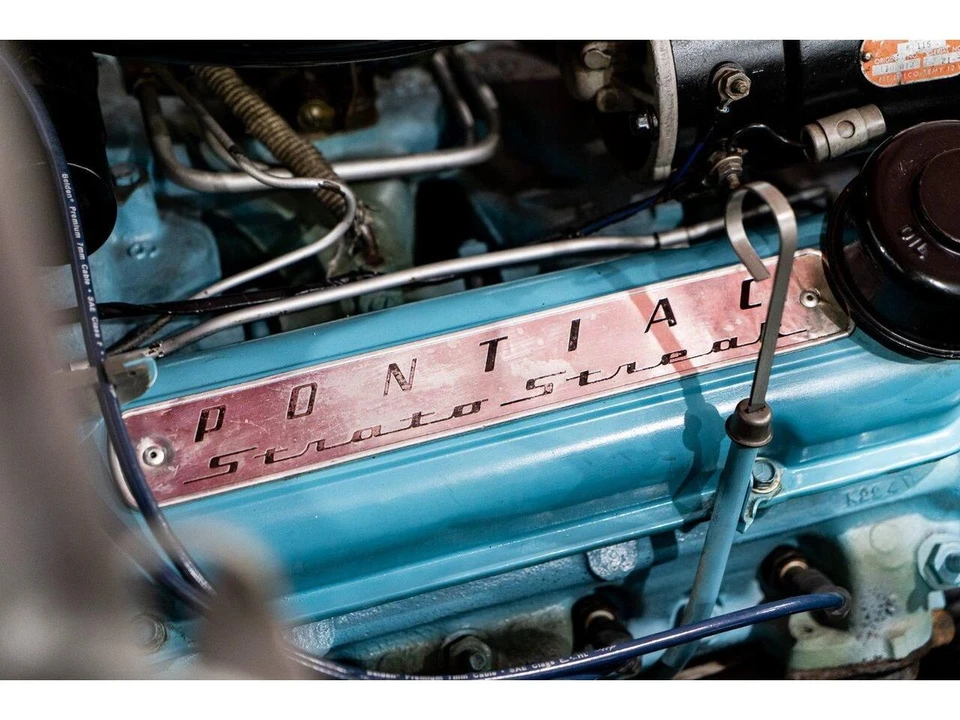 1955 Pontiac Star Chief - Image 18 of 31