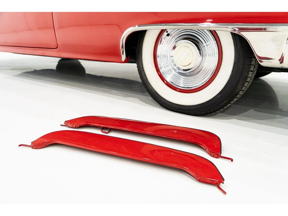 1955 Pontiac Star Chief - Image 2 of 31
