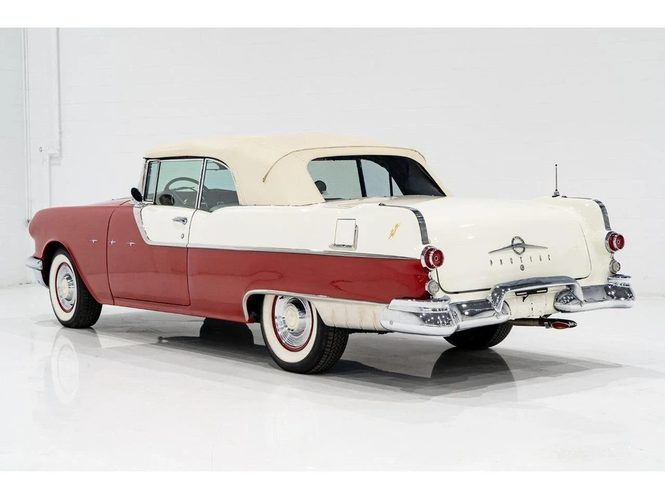1955 Pontiac Star Chief - Image 24 of 31