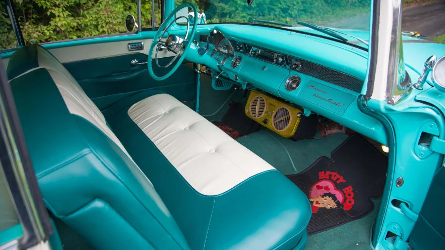 1955 Pontiac Star Chief - Image 5 of 12