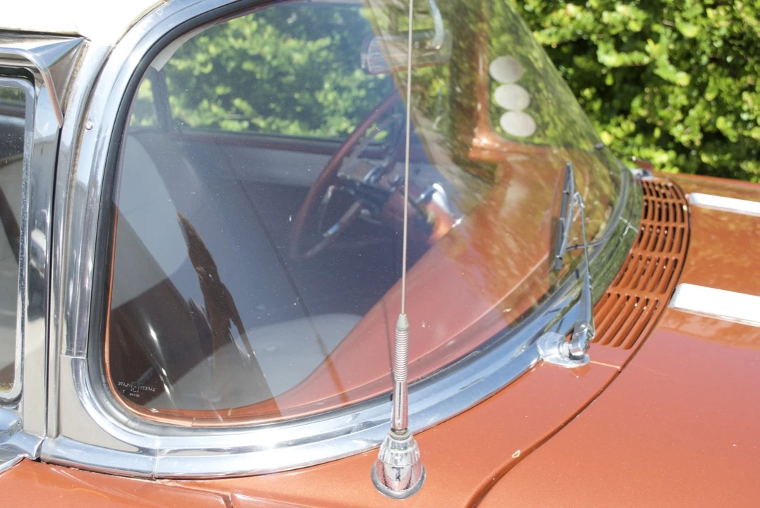 1955 Pontiac Star Chief - Image 26 of 31