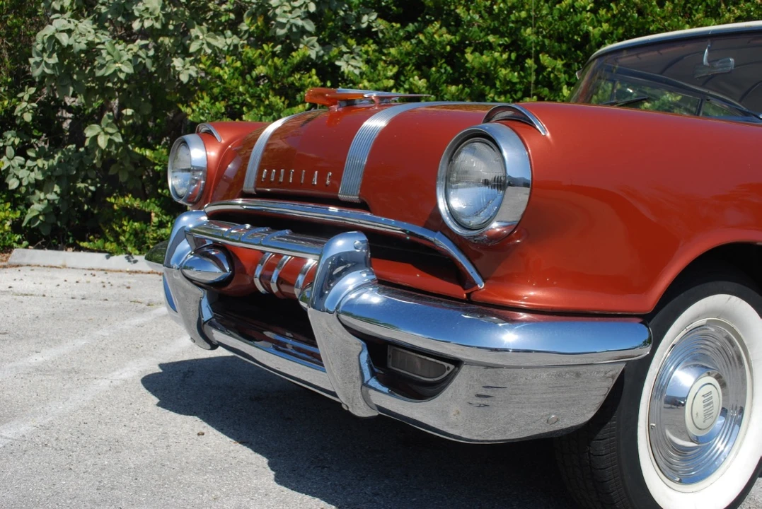 1955 Pontiac Star Chief - Image 13 of 31