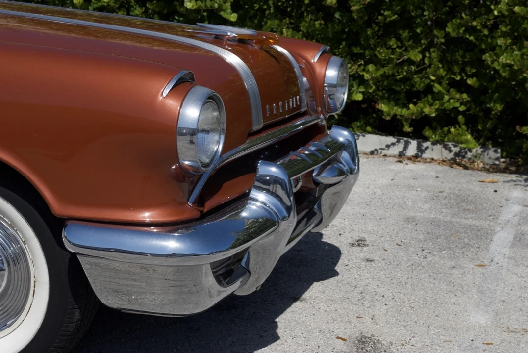 1955 Pontiac Star Chief - Image 18 of 31