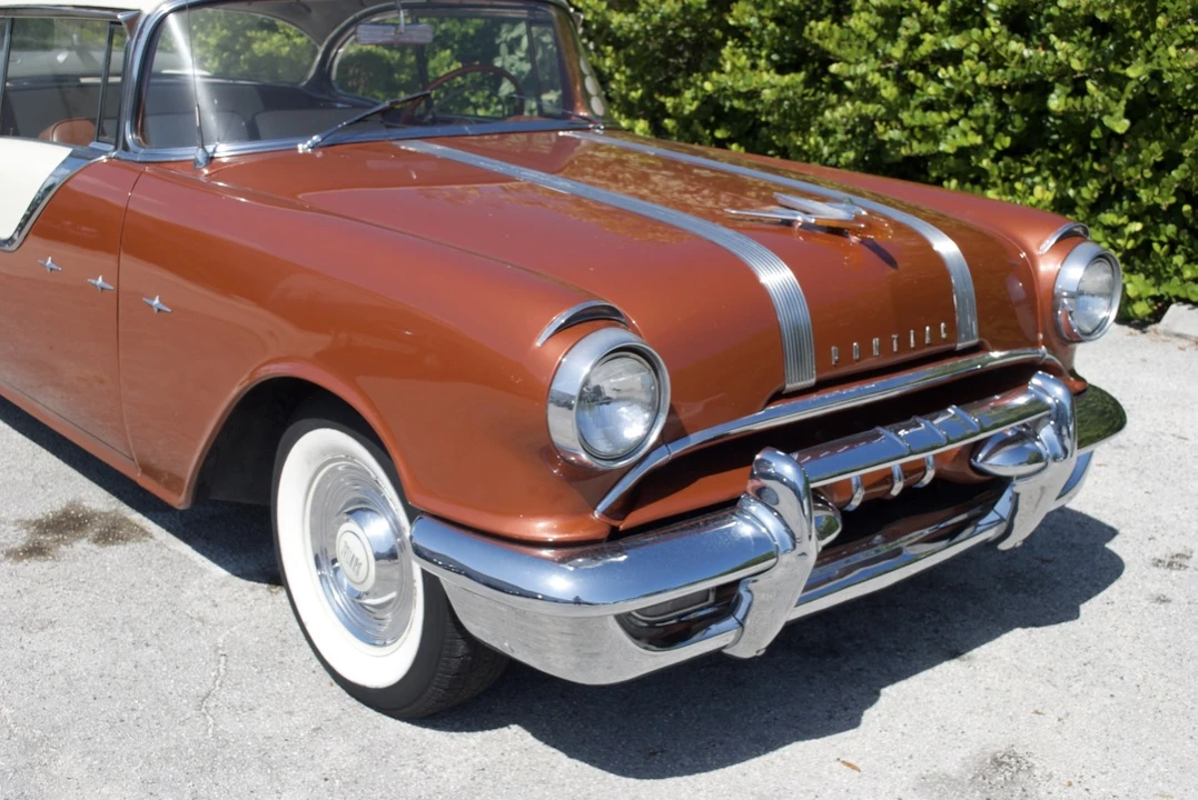 1955 Pontiac Star Chief - Image 17 of 31