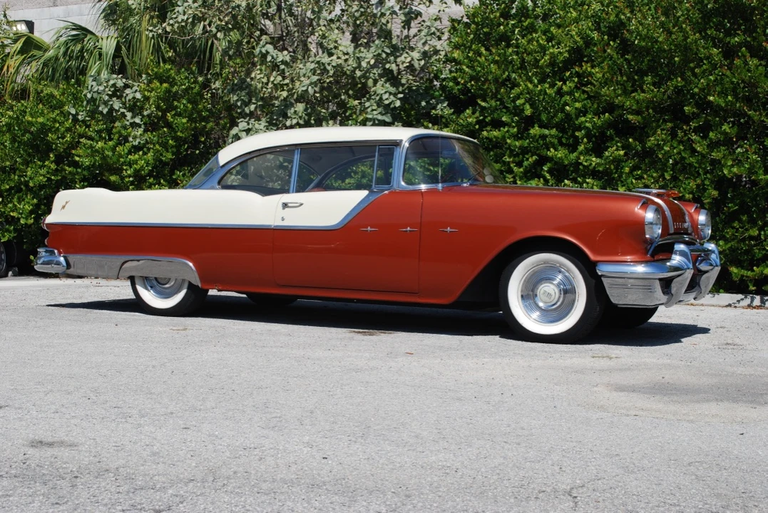 1955 Pontiac Star Chief - Image 7 of 31