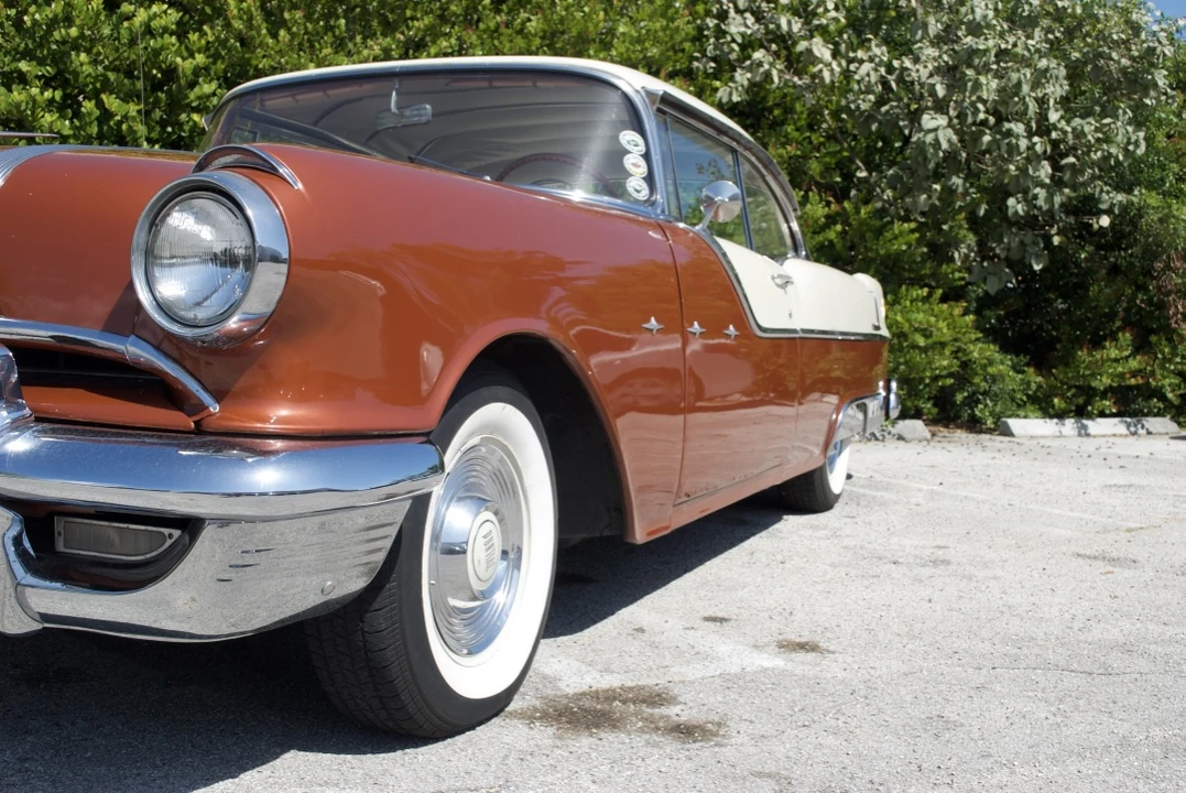 1955 Pontiac Star Chief - Image 16 of 31