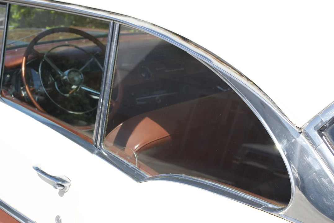 1955 Pontiac Star Chief - Image 28 of 31