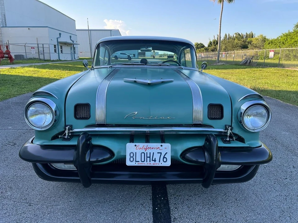 1955 Pontiac Star Chief - Image 9 of 21