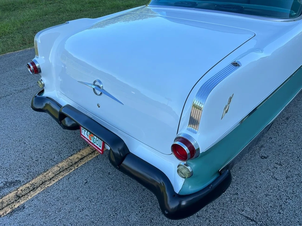1955 Pontiac Star Chief - Image 5 of 21