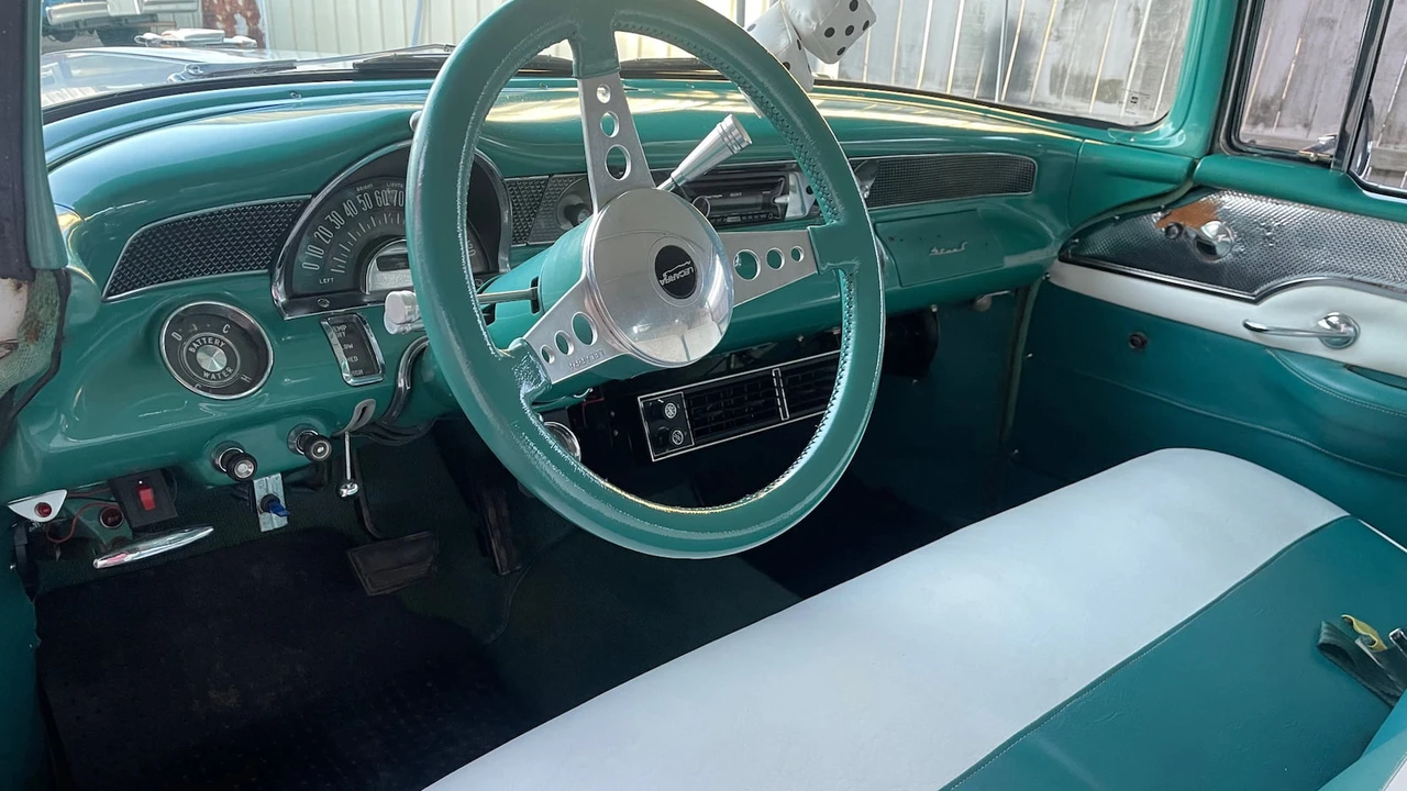 1955 Pontiac Star Chief - Image 3 of 5