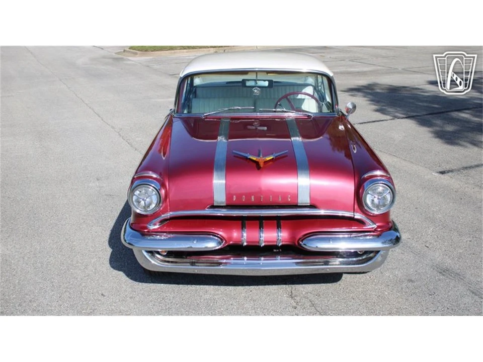 1955 Pontiac Star Chief - Image 7 of 31