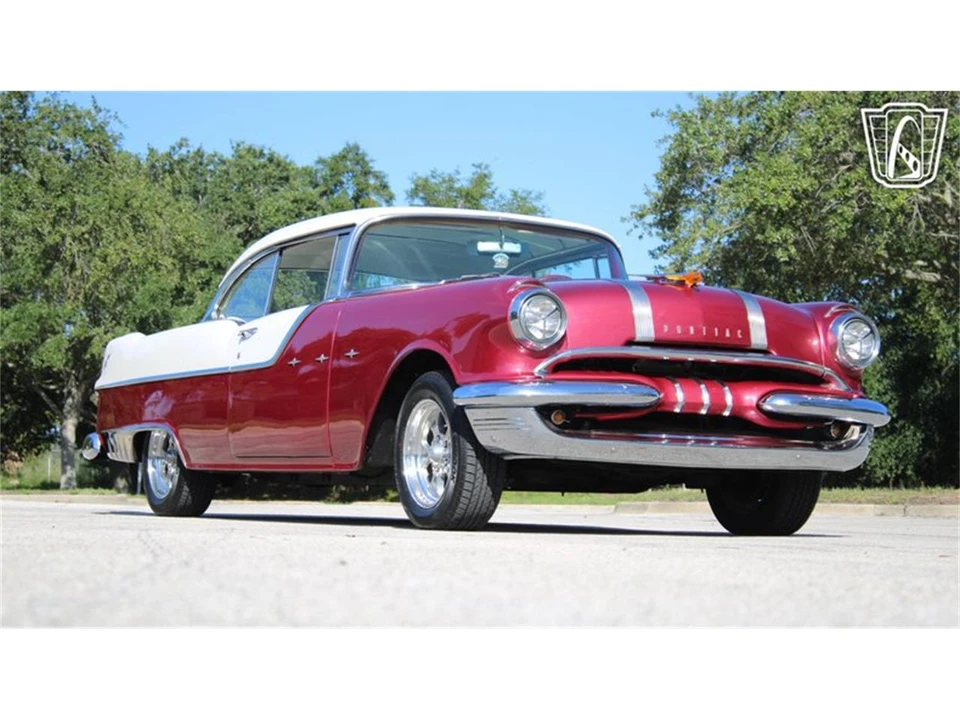 1955 Pontiac Star Chief - Image 23 of 31