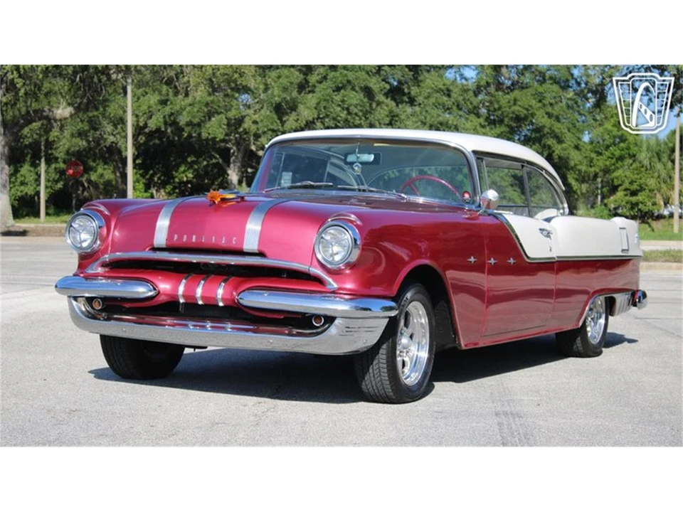 1955 Pontiac Star Chief - Image 3 of 31