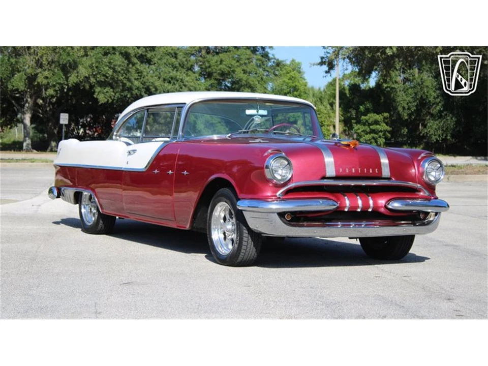 1955 Pontiac Star Chief - Image 24 of 31