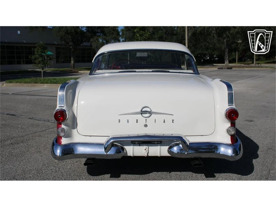 1955 Pontiac Star Chief - Image 15 of 31