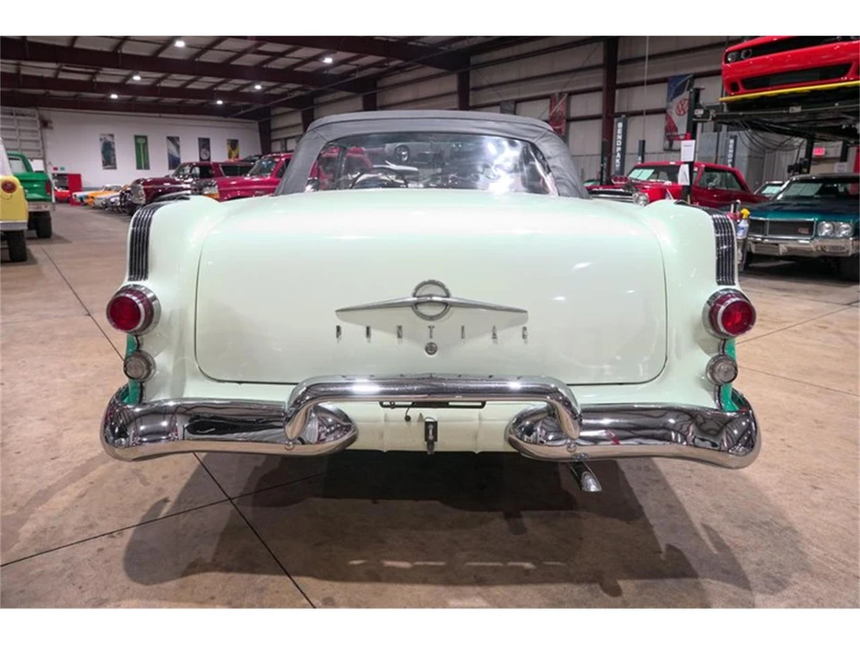 1955 Pontiac Star Chief - Image 23 of 31