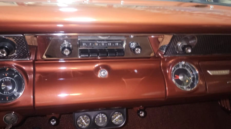 1955 Pontiac Star Chief - Image 11 of 19