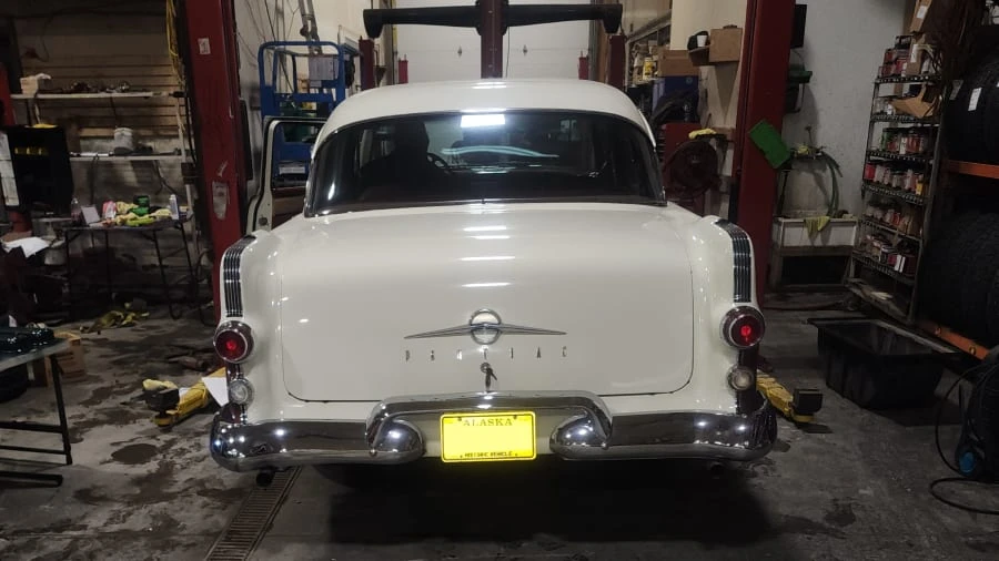 1955 Pontiac Star Chief - Image 2 of 19