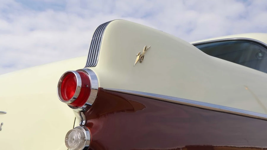 1955 Pontiac Star Chief - Image 10 of 12