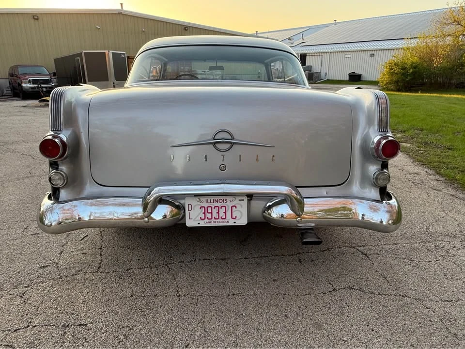 1955 Pontiac Chieftain - Image 8 of 10