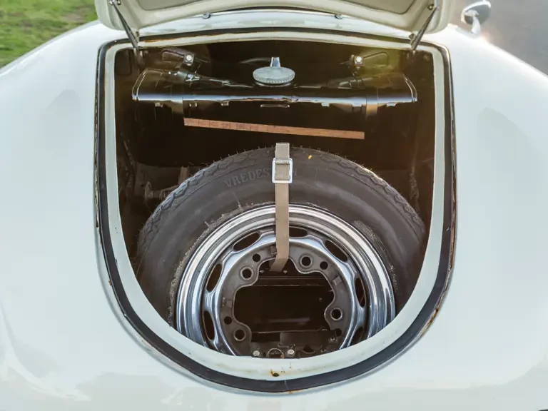 1955 Porsche Speedster - Image 27 of 28