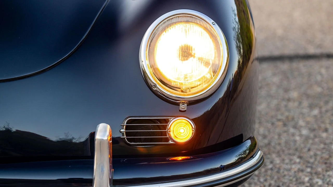 1955 Porsche 356 Pre-A - Image 27 of 31
