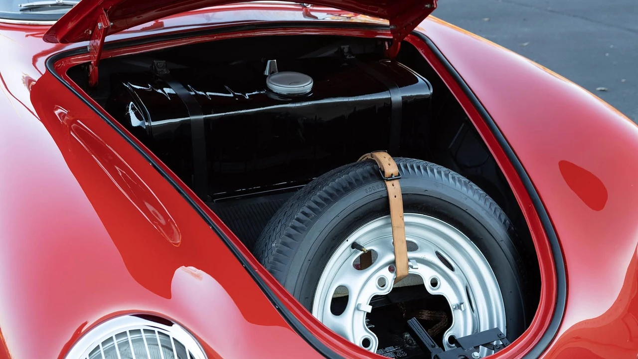 1955 Porsche 356 Pre-A - Image 10 of 31