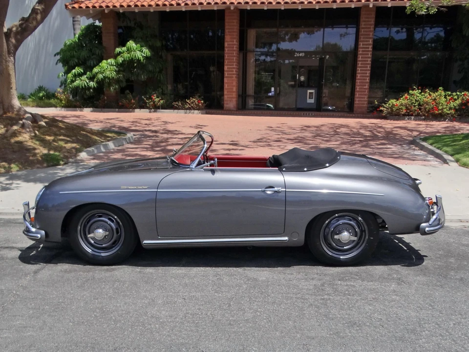1955 Porsche Speedster - Image 11 of 31