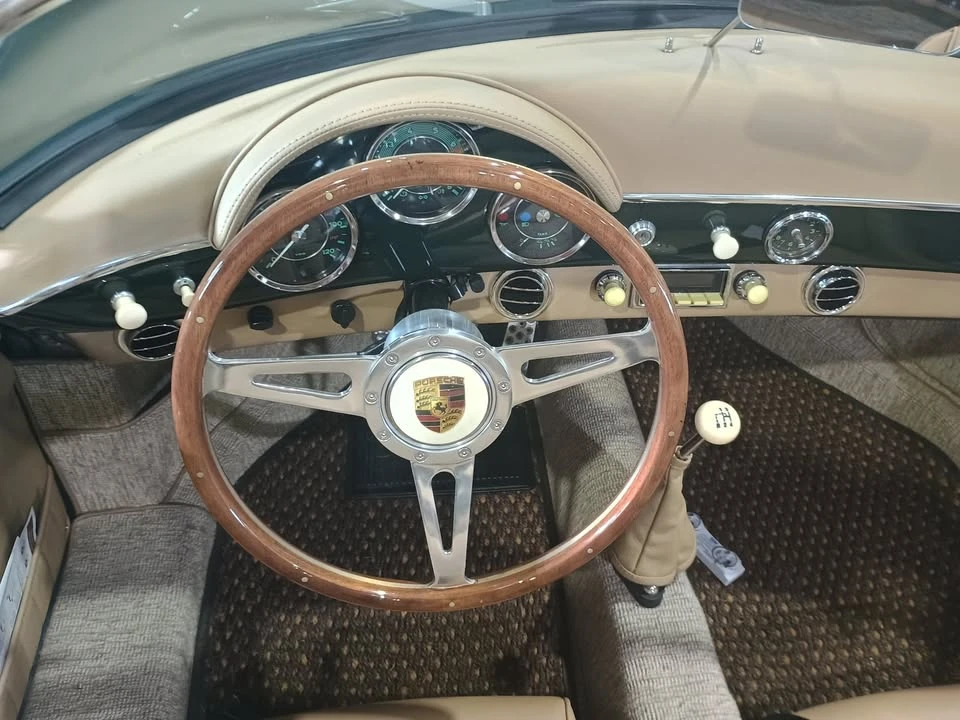 1955 Porsche Speedster - Image 15 of 20