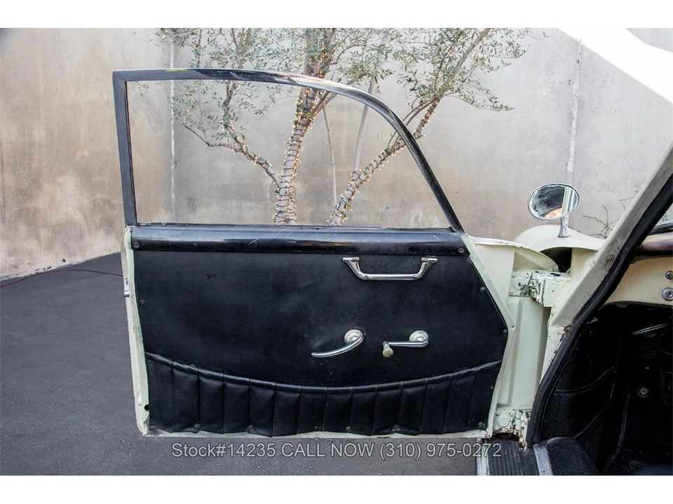 1955 Porsche 356 Pre-A - Image 13 of 31