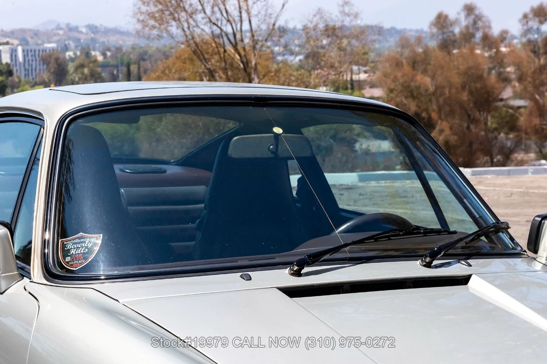 1986 Porsche 911 - Image 19 of 25
