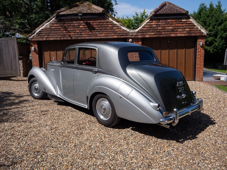 1955 Rolls-Royce Silver Dawn - Image 13 of 30