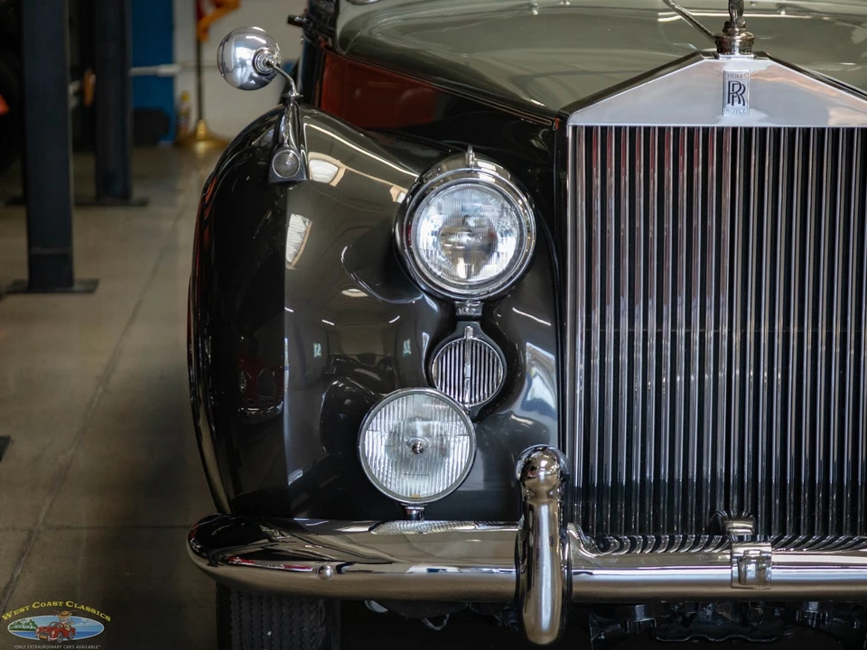 1955 Rolls-Royce Silver Dawn - Image 16 of 21
