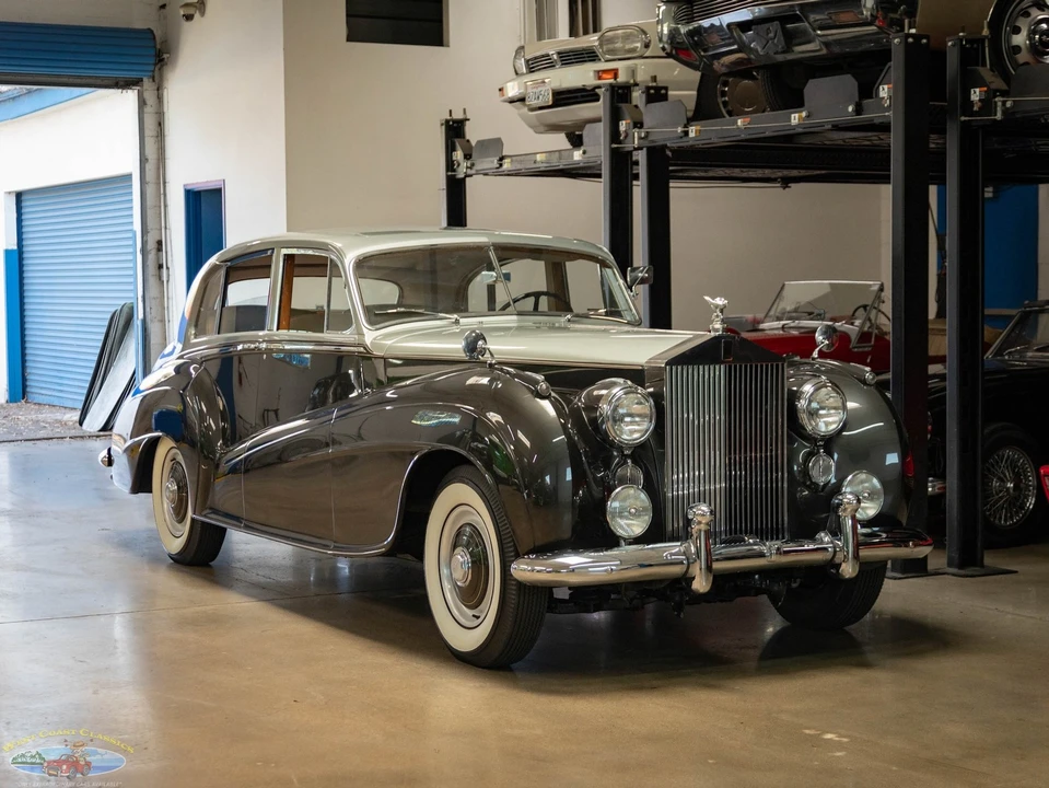 1955 Rolls-Royce Silver Dawn - Image 11 of 21