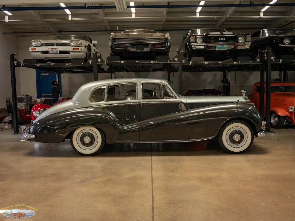 1955 Rolls-Royce Silver Dawn - Image 3 of 21